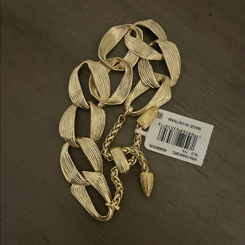 Kendra Scott Gold-Tone Link Jewelry Set with Drop Earrings, bracelet , necklace - Picture 6 of 7